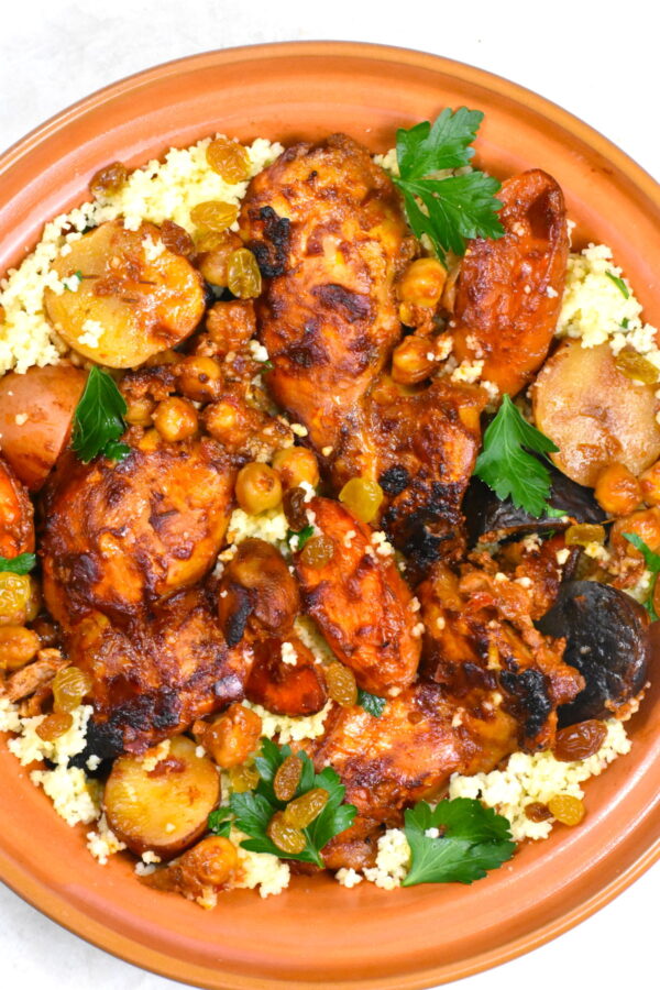 Serving of harissa chicken.