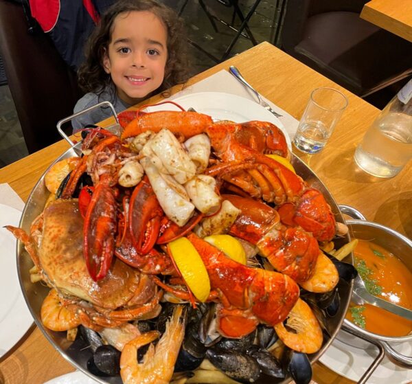 What to Eat in England - giant seafood platter